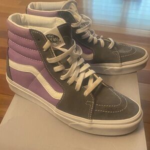 Vans High Top Sneakers in Gray and Purple